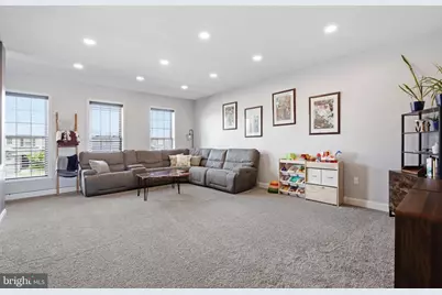 207 Lakeside Xing, Mount Joy, PA 17552 - Photo 8