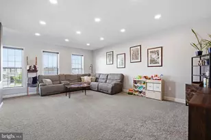 207 Lakeside Crossing, Mount Joy, PA 17552 - Photo 8