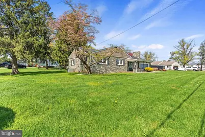 4 Pleasant Drive, Lancaster, PA 17602 - Photo 4