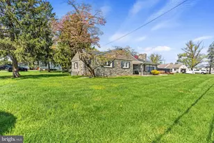 4 Pleasant Dr, Lancaster, PA 17602 - Photo 4
