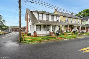 37 Mechanic St, Reinholds, PA 17569 - Photo 4