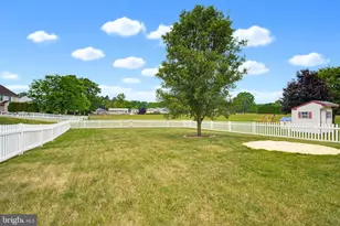 5105 Oak Leaf Dr, Mount Joy, PA 17552 - Photo 38