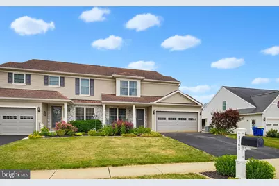 5105 Oak Leaf Drive, Mount Joy, PA 17552 - Photo 2