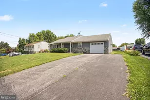 203 Whittier Ln, Lancaster, PA 17602 - Photo 4