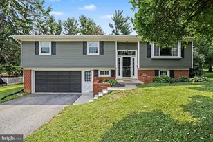1837 Amity Dr, Lancaster, PA 17601 - Photo 2