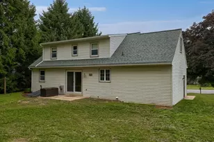 303 Parkwood Dr, Lancaster, PA 17603 - Photo 56