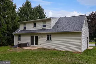303 Parkwood Dr, Lancaster, PA 17603 - Photo 50