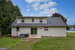303 Parkwood Dr, Lancaster, PA 17603 - Photo 50
