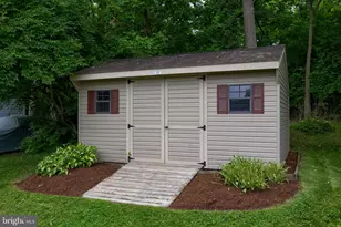 303 Parkwood Dr, Lancaster, PA 17603 - Photo 54