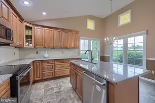 1274 Crestview Dr, Denver, PA 17517 - Photo 4