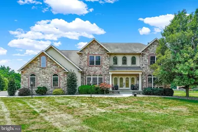 104 Monument Drive, Elizabethtown, PA 17022 - Photo 2