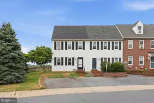 49 Hilldale Dr, Ephrata, PA 17522 - Photo 1