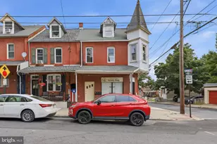 121 Laurel St, Lancaster, PA 17603 - Photo 2