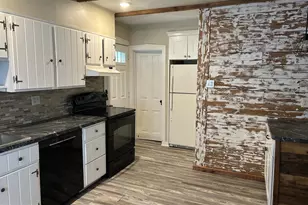160 S Main St, Manheim, PA 17545 - Photo 2