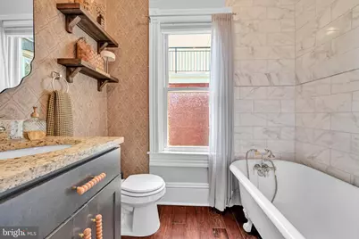 911 E Orange Street, Lancaster, PA 17602 - Photo 24