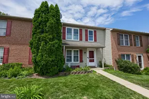 38 Battens Cir, Leola, PA 17540 - Photo 2