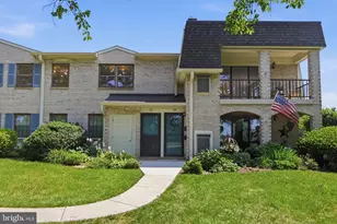121 Valleybrook Dr, Lancaster, PA 17601 - Photo 2