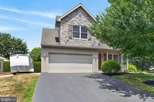 118 E Scout Alley, Manheim, PA 17545 - Photo 2