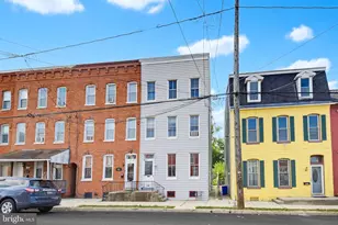 566 Walnut, Columbia, PA 17512 - Photo 2