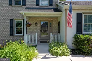 2658 Pinewood Rd, Lancaster, PA 17601 - Photo 4