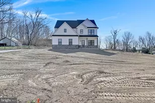 5784 Wild Lilac Dr, East Petersburg, PA 17520 - Photo 2