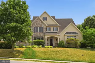 340 Royal Hunt Wy, Lititz, PA 17543 - Photo 2