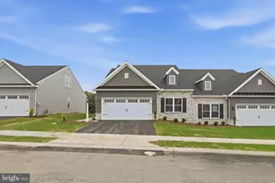 26 Waterleaf Rd, Lancaster, PA 17603 - Photo 2