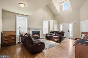 8 Arrow Head Dr, Elizabethtown, PA 17022 - Photo 4