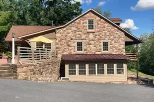400 Sandy Hill Rd, Denver, PA 17517 - Photo 2