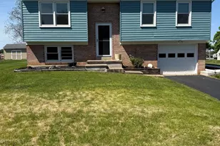 1061 Stellar Dr, Mount Joy, PA 17552 - Photo 2