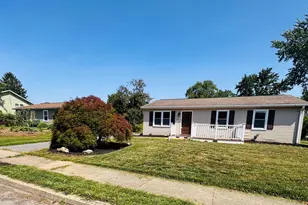 533 Martin Ave, Mount Joy, PA 17552 - Photo 2