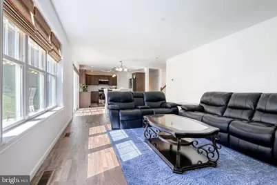 645 N Pier Drive, Lancaster, PA 17603 - Photo 6