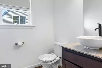 645 N Pier Drive, Lancaster, PA 17603 - Photo 12