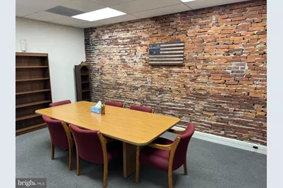 36 E King Street #303, Lancaster, PA 17602 - Photo 2