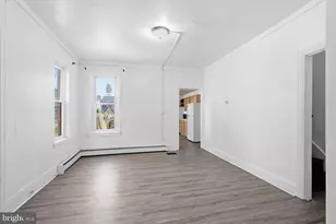 523 N 2nd St, Columbia, PA 17512 - Photo 2