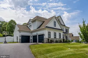 331 Cardinal Ct, East Earl, PA 17519 - Photo 2