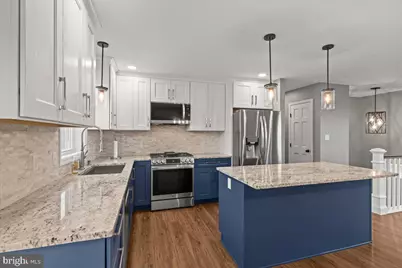 915 N Colebrook Road, Manheim, PA 17545 - Photo 2