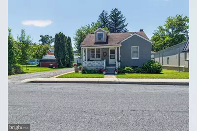 216 W Fulton Street, Ephrata, PA 17522 - Photo 4