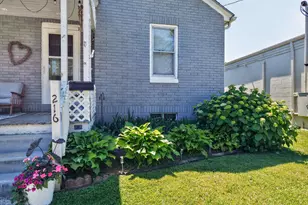 216 W Fulton St, Ephrata, PA 17522 - Photo 32