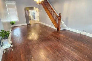 208 Perry St, Columbia, PA 17512 - Photo 2