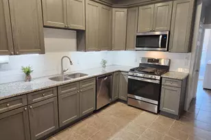 208 Perry St, Columbia, PA 17512 - Photo 4