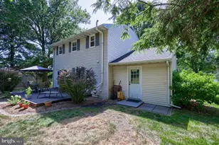 1226 W Lexington Rd, Manheim, PA 17545 - Photo 8