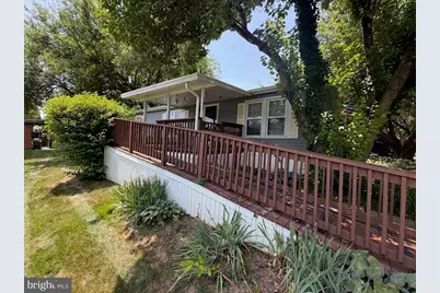105 Dovefield Drive, Lancaster, PA 17603 - Photo 1