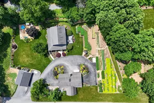 257 Hill Rd, New Holland, PA 17557 - Photo 2