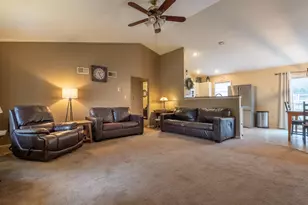 255 Elsie Ln, Denver, PA 17517 - Photo 10