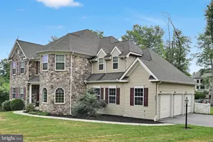 234 Crimson Ln, Elizabethtown, PA 17022 - Photo 8