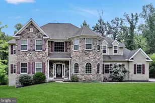 234 Crimson Ln, Elizabethtown, PA 17022 - Photo 1