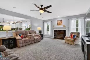 501 Bald Eagle Ct, Lancaster, PA 17601 - Photo 4