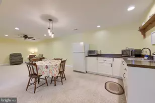 225 Country Dr, Denver, PA 17517 - Photo 46