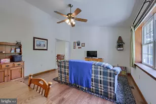 225 Country Dr, Denver, PA 17517 - Photo 34